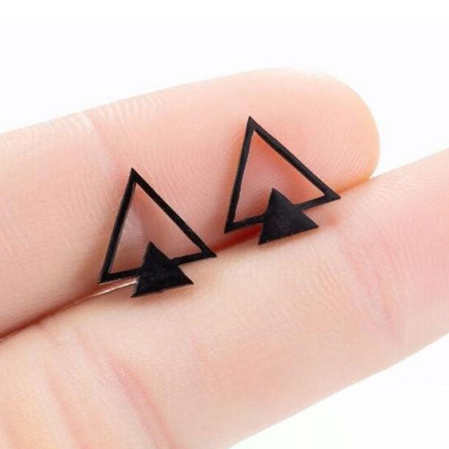 [Simple] Triangle Design Earrings 簡約三角設計耳環