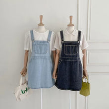 將圖片載入圖庫檢視器 Energetic Suspender Two-pocket Denim Dress 活力吊帶兩袋連身牛仔裙
